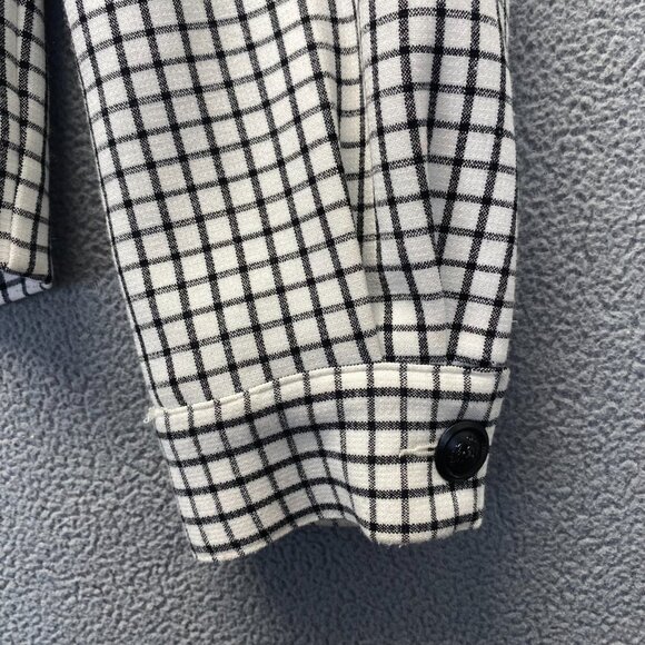 CAbi Black White Windowpane Plaid Knit Jacket Size XS 3173 Asymmetrical Button - Picture 11 of 14